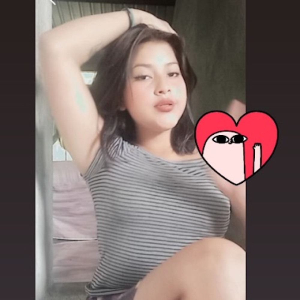 Meet your Posher, Alexandra